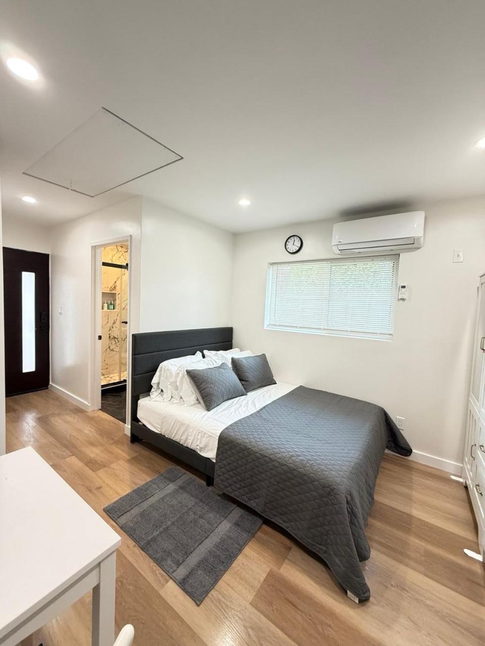 Modern Studio Stylish &Cozy Ieft Unit Los Angeles Bagian luar foto